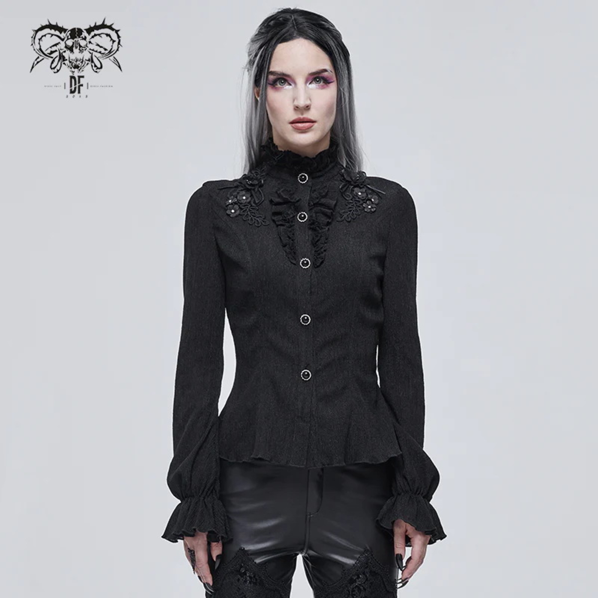 Naisten Pusero DEVIL FASHION - 3D Appliqued Shoulder Gothic XS